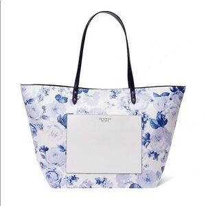 NWT Victoria’s Secret Blue & White Floral Carryall Tote Bag